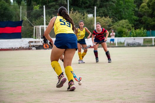 WK hockey 2026 live kijken op groot scherm met supporters in een sportcafé in Cuijk